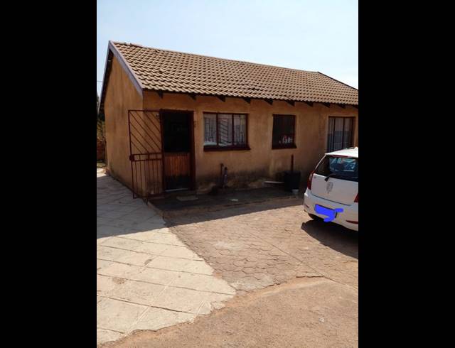 3 BEDROOM HOUSE FOR SALE IN SOSHANGUVE GG